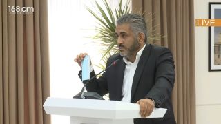 Ձևը տենց չի «ընգեր», թարգեք՝ դիմակ էի դրել, որ ձեզ չվարակեի, կարմիր դիպլոմով եք ավարտել. Սարգսյան