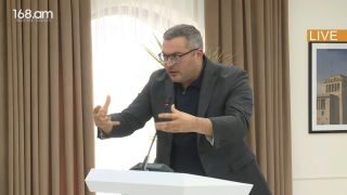 Ի՞նչ է նշանակում «փռեմ ասֆալտին», ո՞ւր է ձեր ասած մետրոն, Արամ Թորոսյանը՝ ՔՊ-ին