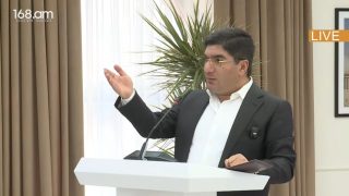 Քաղաքապետարանի աշխատողները աշխատանքային ժամին ի՞նչ իրավունք ունեն զվռնեն Մայր Աթոռում, դառնան շրջիկ թափառախմբի անդամ. Մեսրոպ Մանուկյանը՝ Ավինյանին