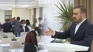 Մարգարայի անցակետում ատամնաբուժարան սարքեք, ձեր ֆեյք դպիրին էլ տարեք այնտեղ. վսյո, բոլորդ հանգստացեք