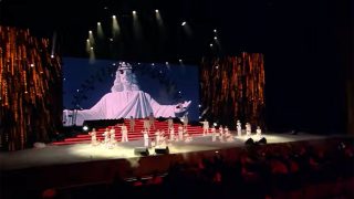 Կրեմլի պալատի ամենամյա շոուն նշանավորվել է «Գագիկ Ծառուկյան» հիմնադրամի խորհրդանշական նվերներով