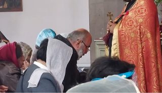 ԱԱԾ-ականները՝ Գյումրու Հակոբ Մծբնեցի եկեղեցո՞ւմ․ Նիկոլ Փաշինյանի մասնակցությամբ պատարագի թեման փակված չէ. Aravot.am