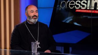 Տեր Գարեգինին թույլ չեն տալիս գնալ եկեղեցի․ տեր Վրթանեսը` թեմի խնդիրների մասին. Sputnik Արմենիա