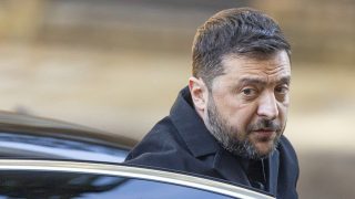 Զելենսկիին հրամայել են հրաժարական տալ առաջիկա օրերին․ հայտարարել են ուկրաինական Ռադայում