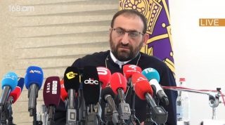 Ցանկացած լուծման պատրաստ եմ… Վեհափառը կորոշի. Արշակ սրբազան