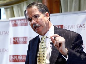 Հայաստանը փշրեցին` վրայով բուլդոզերով անցնելով, և փառաբանված համաձայնագիրը դեռևս ստորագրված չէ. Ջոն Էվանս