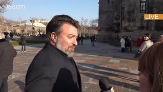 Ով հրահրել է սա, թող Աստծո պատիժը նրա գլխին լինի. ես ատում եմ նման բաները. Հովնան սրբազան