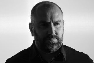 «Փոշի ու երազանքներ». լույս կտեսնի Յուրա Մովսիսյանի մասին գիրքը