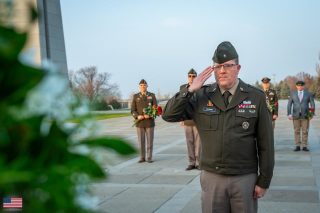 ԱՄՆ գեներալ Քրիս Մքինիի գլխավորած պատվիրակությունն այցելել է Հայաստան