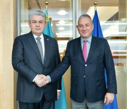 Բրյուսելում մեկնարկում են Ղազախստանի քաղաքացիների համար ԵՄ այցագրային ռեժիմի պարզեցման շուրջ բանակցությունները