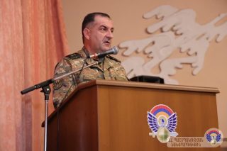 ՀՀ ԶՈւ ԳՇ պետը հանդիպել է պահեստազորայինների հետ