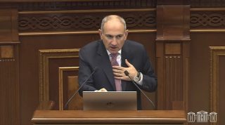 Ինչո՞ւ չեք ասում, որ ասֆալտ ենք փռել. Հայաստանի տարածքներն Ադրբեջանի օկուպացիային թողած Փաշինյան