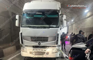 Վանաձոր-Ալավերդի ավտոճանապարհի թունելներից մեկում բшխվել են «Renault» մակնիշի և «MAN» մակնիշի կցորդիչով բեռնատարները և «Volkswagen Vento»-ն․ կա վիրшվոր