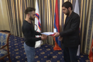 Ոչ օլիմպիական մարզաձևերի միությունը պարգևներ է հանձնել պատերազմում վիրավորված մարզիկներին