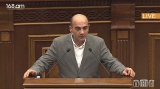 500 հազար թոշակառուի խաբել եք. թոշակները 30 հազար դրամով չեք բարձրացրել. Թադևոս Ավետիսյան