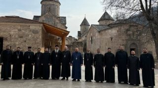 Հավատարիմ ենք Սուրբ Եկեղեցու ուղղափառ վարդապետությանը, ծիսականոնական դրույթներին և  Ն․Ս․Օ․Տ․Տ․ Գարեգին Երկրորդ Ծայրագույն Պատրիարքին. Տավուշի թեմի հայտարարությունը