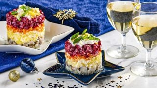 Ինչպես խուսափել տոների ժամանակ չափից շատ ուտելուց. բժիշկը կարևոր խորհուրդներ են առանձնացրել