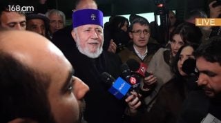 Վեհափառ Հայրապետն աղոթք բարձրացրեց սրբազանների ու Սամվել Կարապետյանի ազատության համար