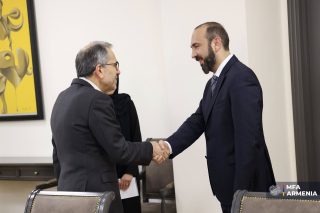 Իրանի հետ հարաբերությունները մեզ համար ռազմավարական նշանակություն ունեն․ Արարատ Միրզոյան