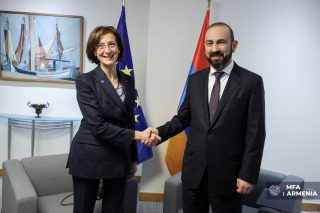 Հայաստանը կարևորում է իրավական տարբեր նախաձեռնությունների առնչությամբ Վենետիկի հանձնաժողովի ներդրումը․ Միրզոյանը՝ Կարպատիային