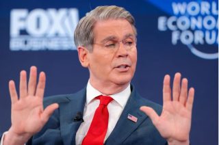 Չինաստանը կորցրել է վենեսուելական նավթի հասանելիությունը. Բեսենթ