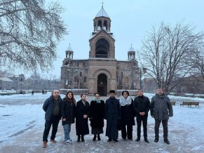 Հանդիպման ընթացքում Հայր Ռուբենը ներկայացրեց վերջին 15 օրերին Մասյացոտնի թեմում տեղի ունեցած մտահոգիչ զարգացումները. Թեմ