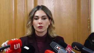 Սրբուհի Գալյանը սկզբում չէր հիշում, բայց հետո հիշեց, որ 6-7 մլն դրամ պարգևավճար է ստացել