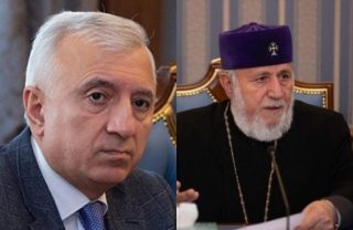 Դուք կարծո՞ւմ եք, որ այդ քայլերը կարող են ինչ-որ կերպ հանգեցնել նրան, որ Վեհափառը վերանայի իր դիրքորոշումները. Վեհափառն անսասան է. Գևորգ Դանիելյան. aysor.am