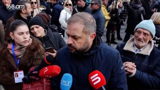 Շատ քիչ է մնացել այդ մարդկանց. Պապոյանը ժողովրդի անունից սպառնո՞ւմ է Վեհափառին