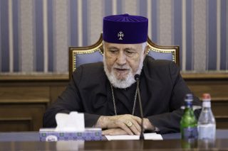 Գարեգին II-ը ցանկանում է մասնակցել Պատրիարքի հուղարկավորությանը. Փաչուաշվիլի