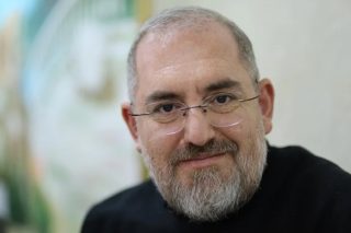 Եթե «բարենորոգիչներն» անկեղծ են, ապա պետք է երկու ձեռքով կողմ լինեն եպիսկոպոսաց ժողովի անցկացմանը. Տիրատուր քահանա Սարդարյան