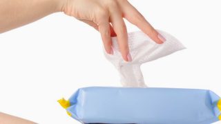 Խոնավ անձեռոցիկների տարածված կիրառումը վնաս է մաշկին