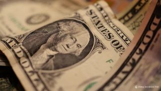 Փորձագետը բացատրել է դոլարի անկման պատճառները