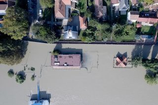 Ֆրանսիայի Բրետանում ուժեղ անձրևները ջրհեղեղի պատճառ են դարձել