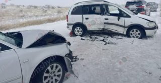 Արտենի-Արագածավան ավտոճանապարհին բшխվել են «Volkswagen Passat» և «Opel Zafira» մակնիշի ավտոմեքենաները. կա 1 տnւժած