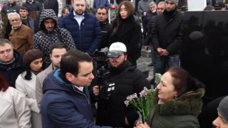 Նարե՛կ, արե՛ք ամեն ինչ, որ սրանց հետքը 5 ամսից չերևա, թե չէ ամեն ինչ կկորցնենք. քաղաքացին լաց եղավ