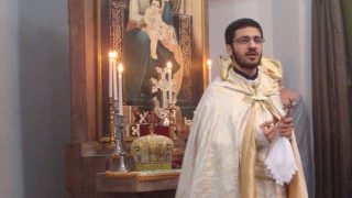 Ռուբեն վարդապետ Զարգարյանի հանդիսապետությամբ Արարատ գյուղի եկեղեցում մատուցվել է առաջին Պատարագը