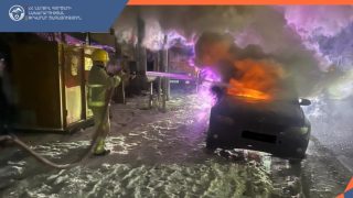 Արարատ գյուղում ավտոմեքենա է այրվել