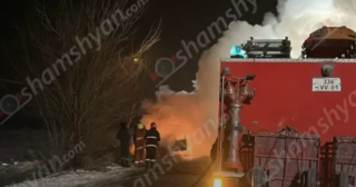 Աղավնատուն-Լեռնամերձ ավտոճանապարհին հրդեհ է բռնկվել «Mercedes»-ում