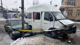 Գյումրիում բախվել են Գյումրի-Առափի երթուղին սպասարկող «Գազել»-ը և «Mercedes»-ը․ կան տուժածներ