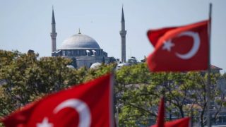 Մեծ Բրիտանիան իր քաղաքացիներին կոչ է անում չմեկնել Թուրքիա