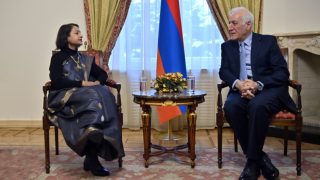 Մեր երկրների և ժողովուրդների հարաբերությունները բարեկամական են, պատմական են և քաղաքակրթական․ Վահագն Խաչատուրյանը՝ ՀՀ-ում Հնդկաստանի արտակարգ և լիազոր դեսպանին