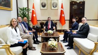 Թուրքիայի փոխնախագահը հանդիպել է Անկարայում ԱՄՆ դեսպանին