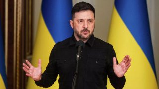 Զելենսկին առաջարկել է երկարաձգել զորահավաքը և ռազմական դրությունը Ուկրաինայում