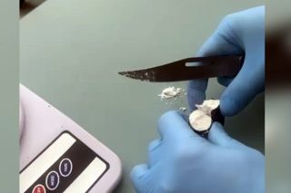 Օդային ճանապարհով քաղաքացին ՀՀ է ներմուծել 845 գրամ «կոկաին» տեսակի թմրամիջոց