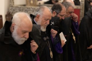 Մայր Աթոռում կատարվել է հոգեհանգստյան կարգ Սումգայիթի կոտորածի զոհերի հոգիների խաղաղության համար