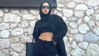 Թուրք հայտնի երգչուհու լուսանկարը բուռն քննարկումների պատճառ է դարձել