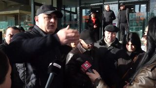 Դու վարձակալ ես, չես կարող տանտիրոջն ասել` տունդ ռեմոնտ մի արա…30 տարի կանգնել եմ բայց…«Ռոսիա մոլ»-ի աշխատակիցները տարակուսած են