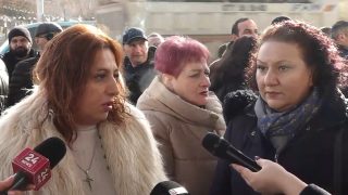 Արժե՞ մի քանի բրենդի համար հազարավորների անգործ թողնել. ռայոնի ժողովուրդը բրենդ գնո՞ղ է. աշխատակից