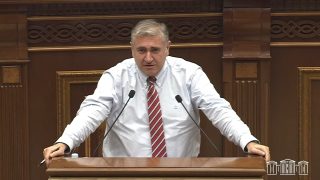 Պարո՛ն Եղոյան, ափսոս՝ 5 տարի առաջ ձեզ չլսեցին, որ աշխարհը սուտ ու խաբուսիկ է. Արթուր Խաչատրյան